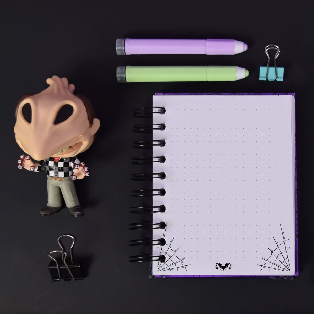 Cuaderno pocket Never Trust The Living