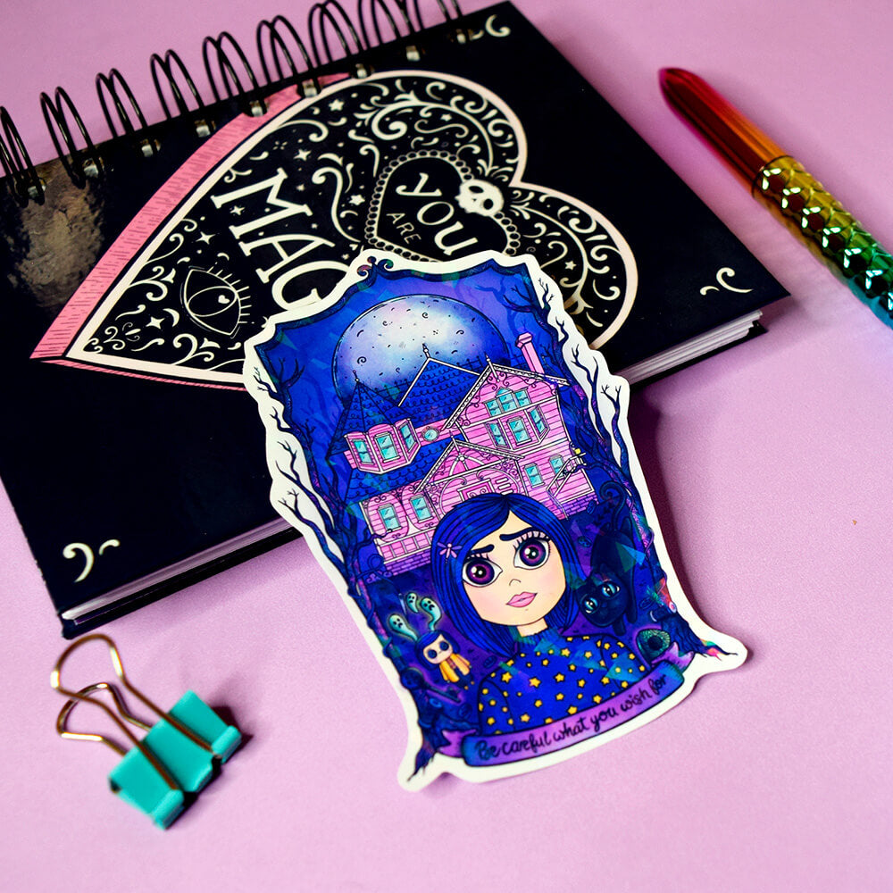 Coraline sticker holográfico